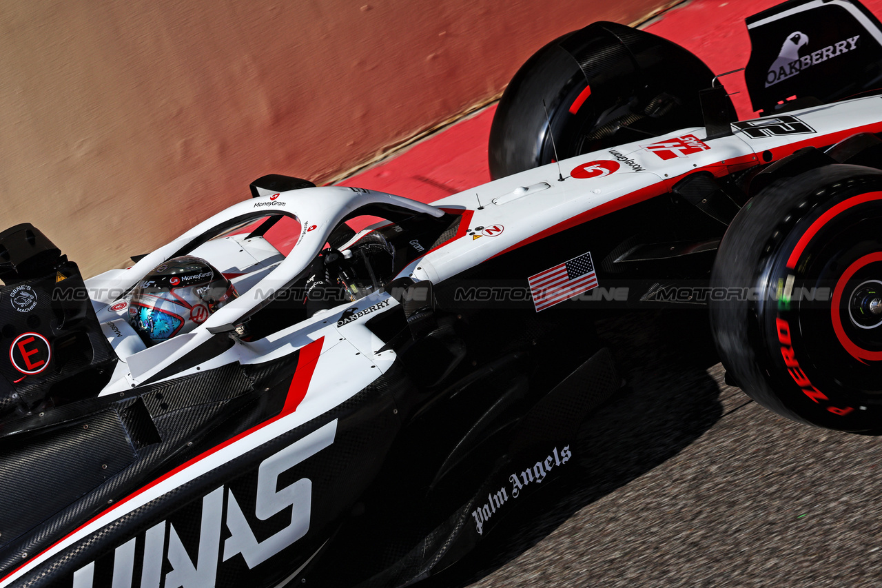 GP ABU DHABI, Kevin Magnussen (DEN) Haas VF-23.

24.11.2023. Formula 1 World Championship, Rd 23, Abu Dhabi Grand Prix, Yas Marina Circuit, Abu Dhabi, Practice Day.

- www.xpbimages.com, EMail: requests@xpbimages.com © Copyright: Batchelor / XPB Images