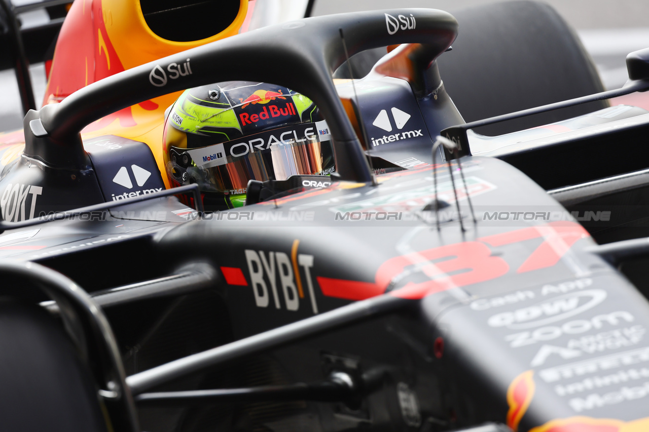 GP ABU DHABI, Isack Hadjar (FRA) Red Bull Racing RB19 Test Driver.

24.11.2023. Formula 1 World Championship, Rd 23, Abu Dhabi Grand Prix, Yas Marina Circuit, Abu Dhabi, Practice Day.

- www.xpbimages.com, EMail: requests@xpbimages.com © Copyright: Batchelor / XPB Images