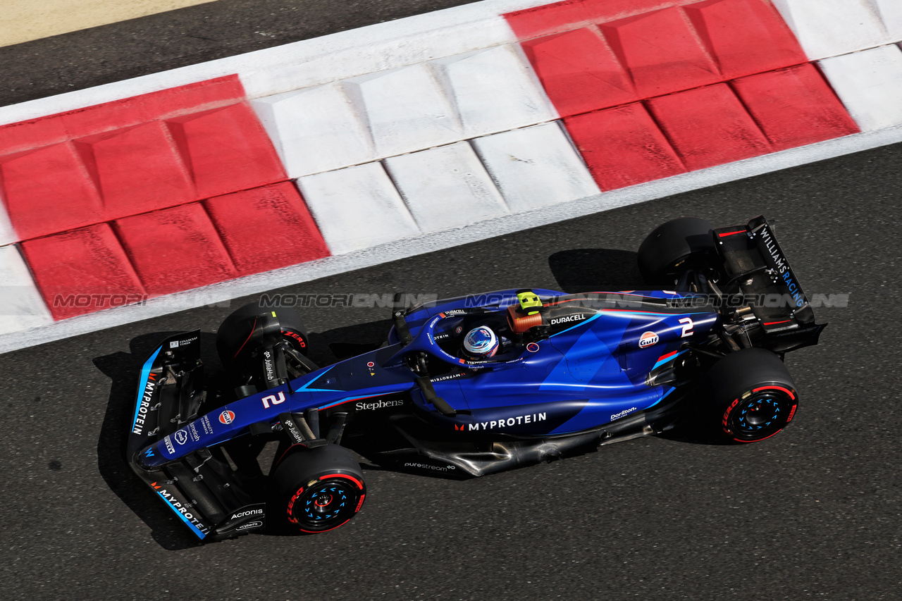 GP ABU DHABI, Logan Sargeant (USA) Williams Racing FW45.

24.11.2023. Formula 1 World Championship, Rd 23, Abu Dhabi Grand Prix, Yas Marina Circuit, Abu Dhabi, Practice Day.

- www.xpbimages.com, EMail: requests@xpbimages.com © Copyright: Moy / XPB Images