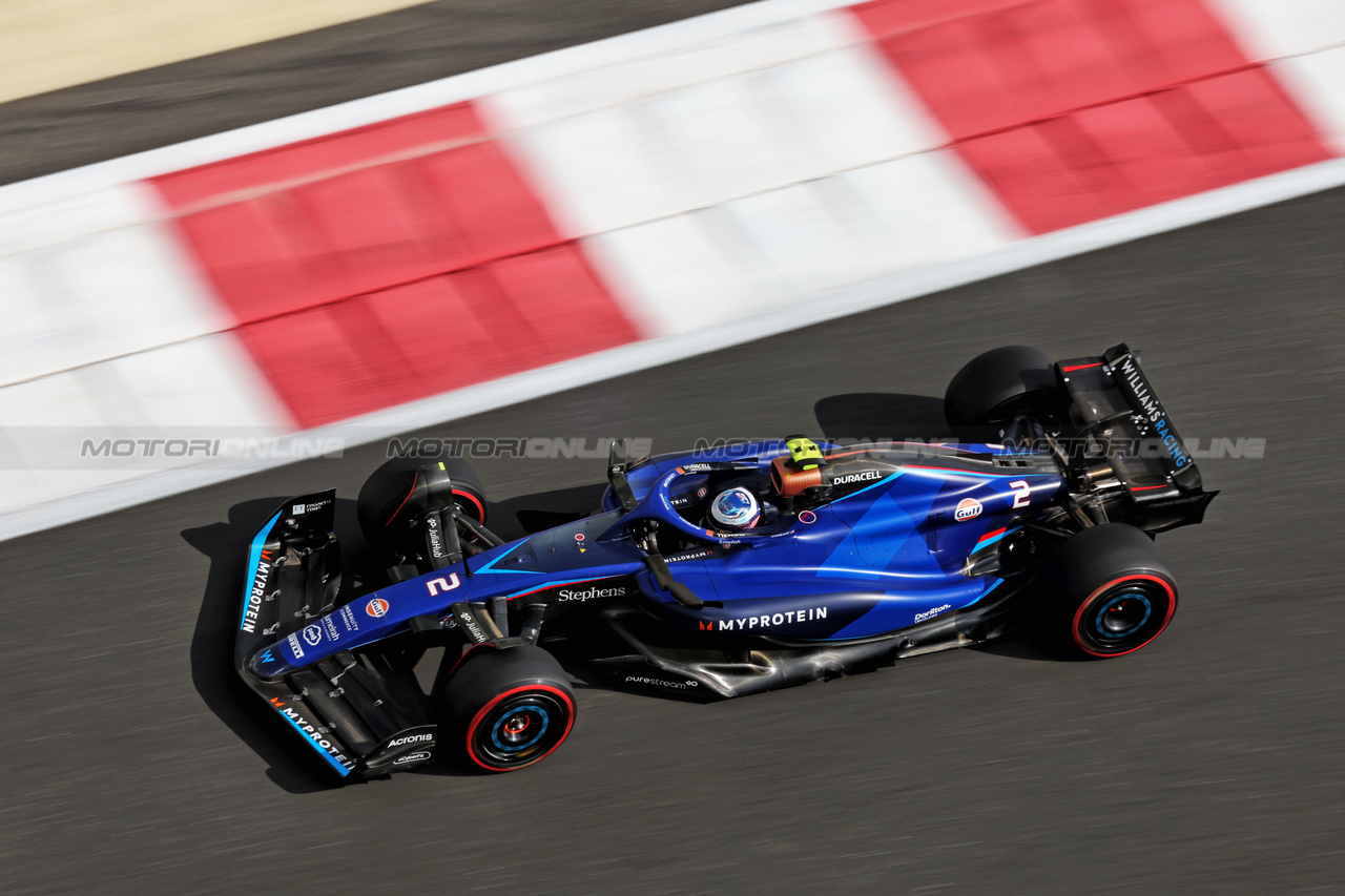 GP ABU DHABI, Logan Sargeant (USA) Williams Racing FW45.

24.11.2023. Formula 1 World Championship, Rd 23, Abu Dhabi Grand Prix, Yas Marina Circuit, Abu Dhabi, Practice Day.

- www.xpbimages.com, EMail: requests@xpbimages.com © Copyright: Moy / XPB Images