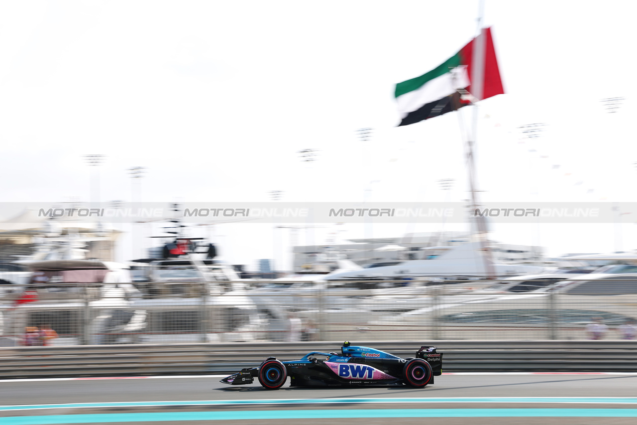 GP ABU DHABI, Pierre Gasly (FRA) Alpine F1 Team A523.

24.11.2023. Formula 1 World Championship, Rd 23, Abu Dhabi Grand Prix, Yas Marina Circuit, Abu Dhabi, Practice Day.

- www.xpbimages.com, EMail: requests@xpbimages.com © Copyright: Charniaux / XPB Images