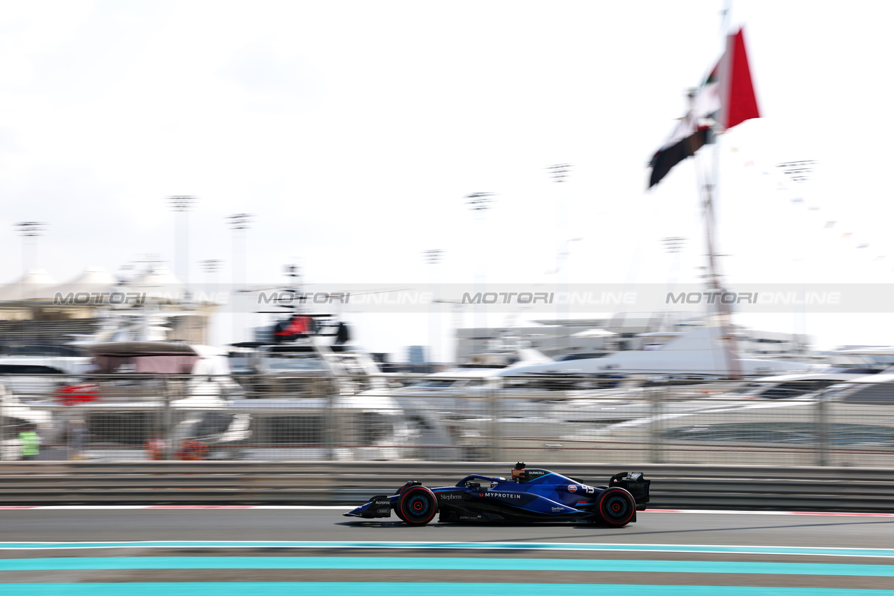GP ABU DHABI, Logan Sargeant (USA) Williams Racing FW45.

24.11.2023. Formula 1 World Championship, Rd 23, Abu Dhabi Grand Prix, Yas Marina Circuit, Abu Dhabi, Practice Day.

- www.xpbimages.com, EMail: requests@xpbimages.com © Copyright: Charniaux / XPB Images
