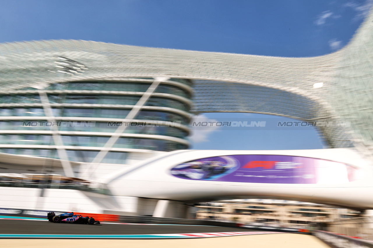 GP ABU DHABI, Jack Doohan (AUS) Alpine F1 Team A523 Reserve Driver.

24.11.2023. Formula 1 World Championship, Rd 23, Abu Dhabi Grand Prix, Yas Marina Circuit, Abu Dhabi, Practice Day.

 - www.xpbimages.com, EMail: requests@xpbimages.com © Copyright: Coates / XPB Images