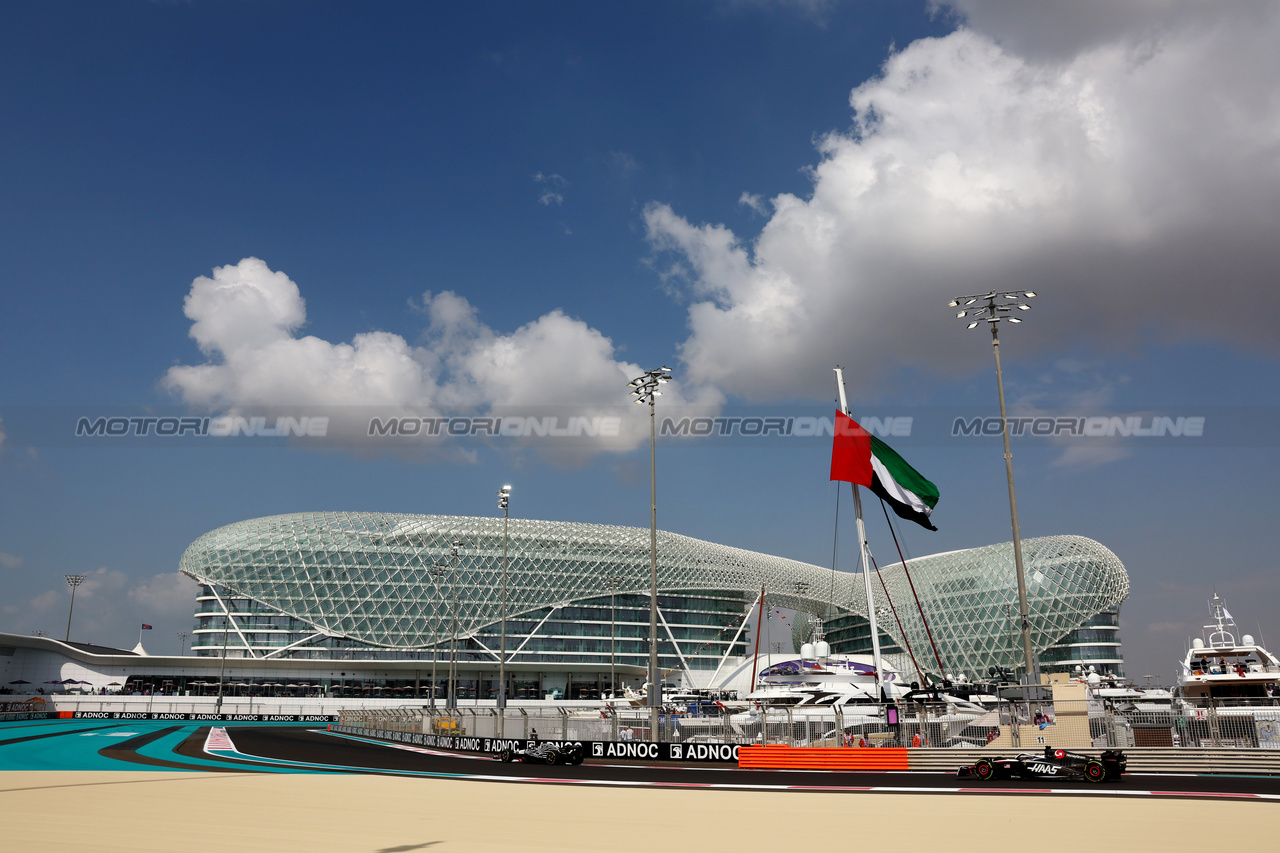 GP ABU DHABI, Oliver Bearman (GBR) Haas VF-23 Test Driver.

24.11.2023. Formula 1 World Championship, Rd 23, Abu Dhabi Grand Prix, Yas Marina Circuit, Abu Dhabi, Practice Day.

- www.xpbimages.com, EMail: requests@xpbimages.com © Copyright: Charniaux / XPB Images