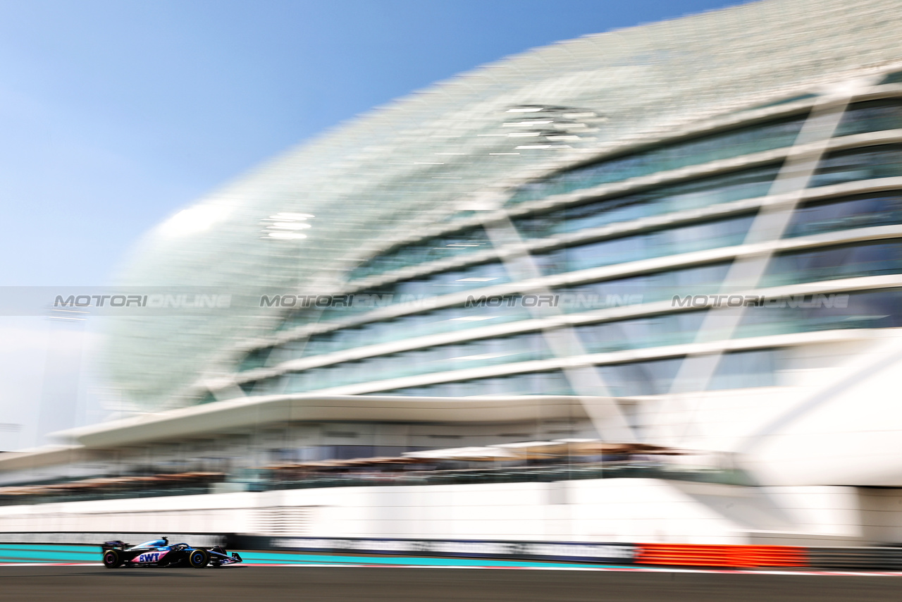 GP ABU DHABI, Jack Doohan (AUS) Alpine F1 Team A523 Reserve Driver.

24.11.2023. Formula 1 World Championship, Rd 23, Abu Dhabi Grand Prix, Yas Marina Circuit, Abu Dhabi, Practice Day.

 - www.xpbimages.com, EMail: requests@xpbimages.com © Copyright: Coates / XPB Images