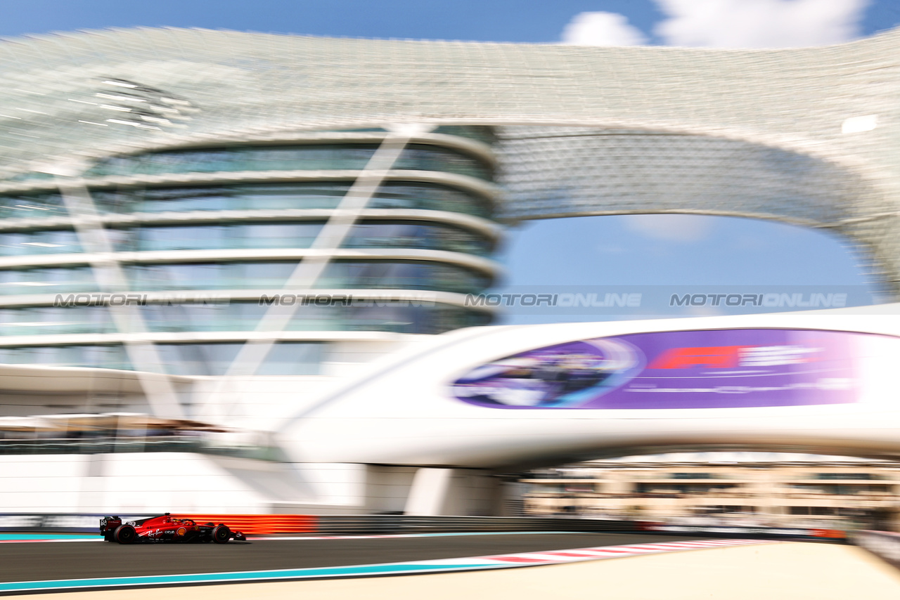 GP ABU DHABI, Robert Shwartzman (RUS) / (ISR) Ferrari SF-23 Reserve Driver.

24.11.2023. Formula 1 World Championship, Rd 23, Abu Dhabi Grand Prix, Yas Marina Circuit, Abu Dhabi, Practice Day.

 - www.xpbimages.com, EMail: requests@xpbimages.com © Copyright: Coates / XPB Images