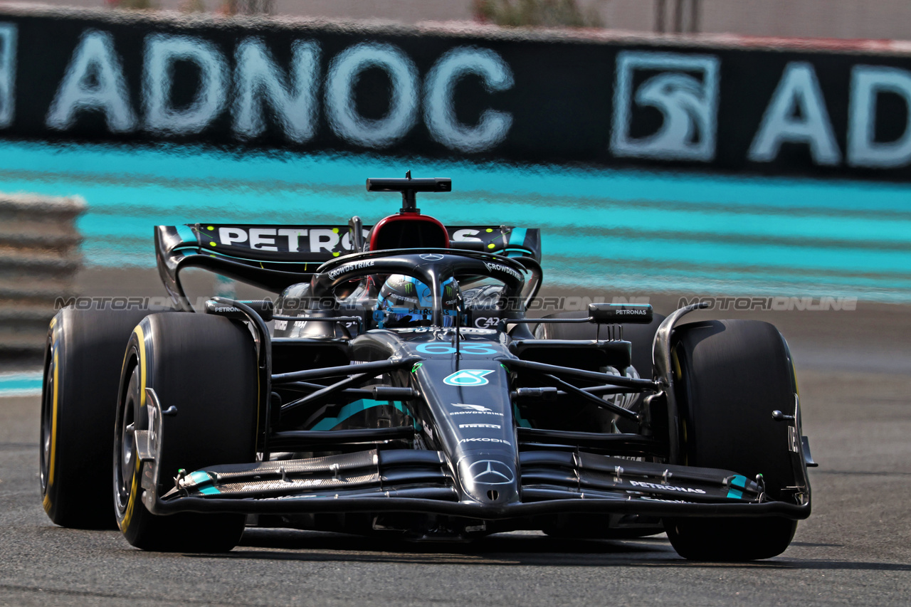 GP ABU DHABI, George Russell (GBR) Mercedes AMG F1 W14.

24.11.2023. Formula 1 World Championship, Rd 23, Abu Dhabi Grand Prix, Yas Marina Circuit, Abu Dhabi, Practice Day.

 - www.xpbimages.com, EMail: requests@xpbimages.com © Copyright: Coates / XPB Images