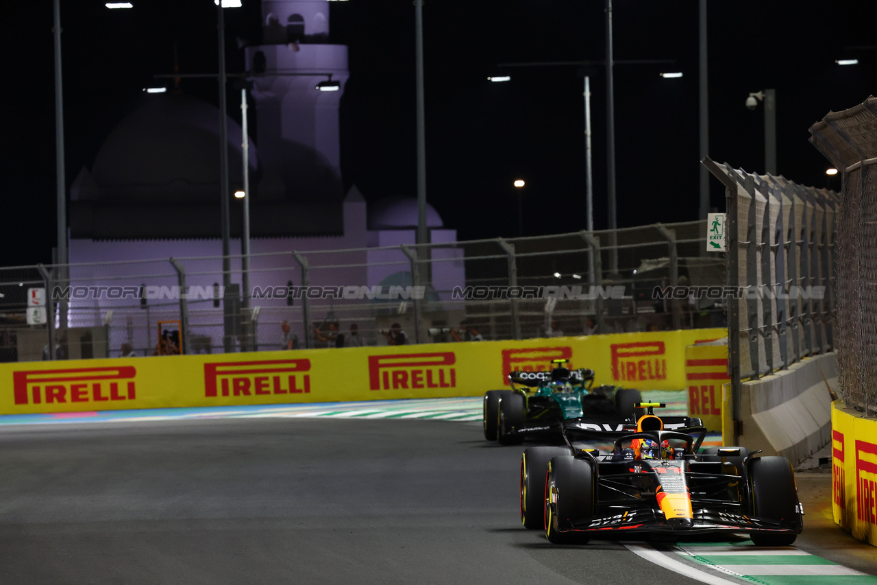 GP ARABIA SAUDITA, Sergio Perez (MEX) Red Bull Racing RB19.

19.03.2023. Formula 1 World Championship, Rd 2, Saudi Arabian Grand Prix, Jeddah, Saudi Arabia, Gara Day.

- www.xpbimages.com, EMail: requests@xpbimages.com © Copyright: Batchelor / XPB Images