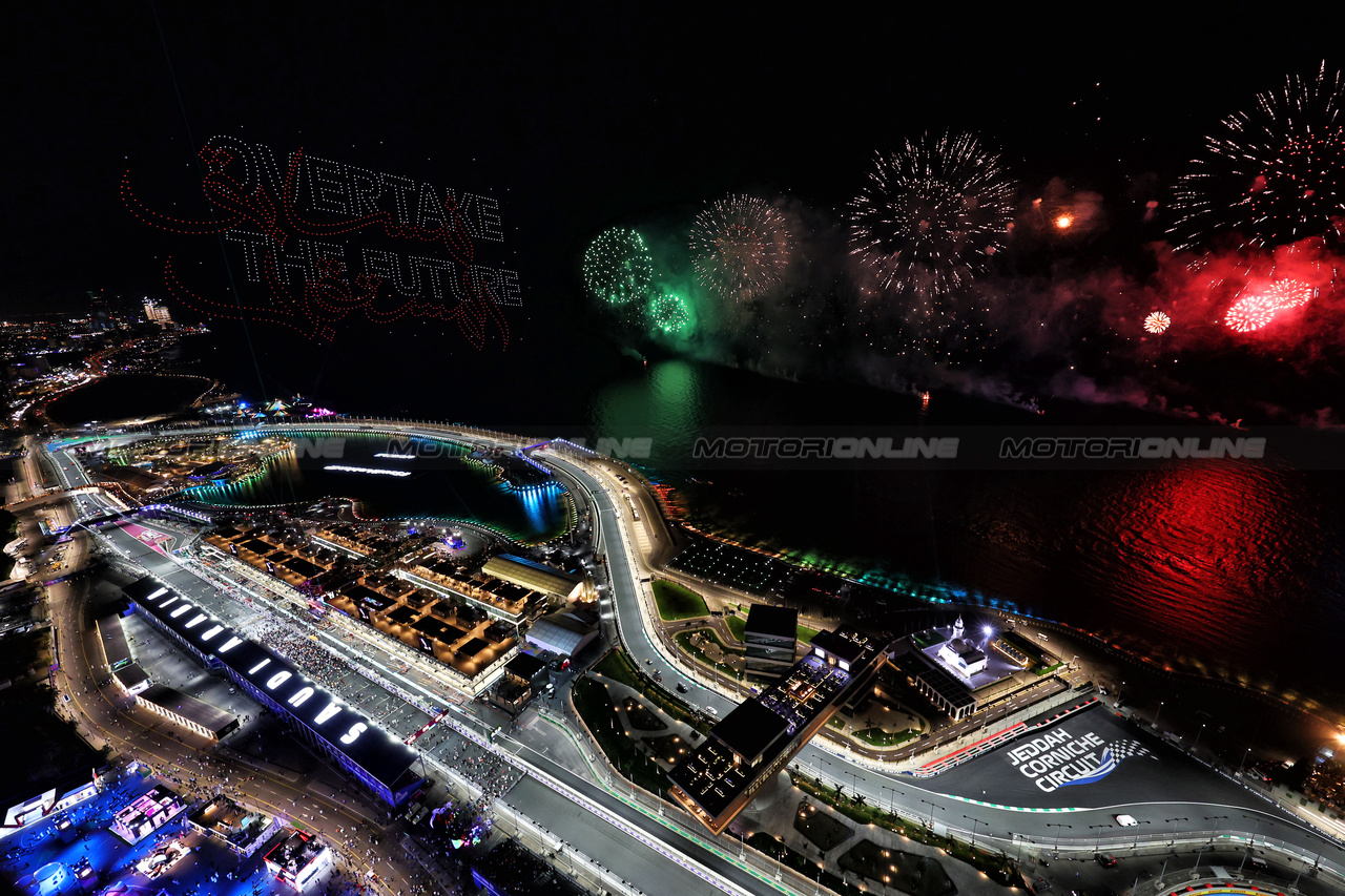 GP ARABIA SAUDITA, Circuit Atmosfera - fireworks at the end of the race.

19.03.2023. Formula 1 World Championship, Rd 2, Saudi Arabian Grand Prix, Jeddah, Saudi Arabia, Gara Day.

- www.xpbimages.com, EMail: requests@xpbimages.com © Copyright: Moy / XPB Images