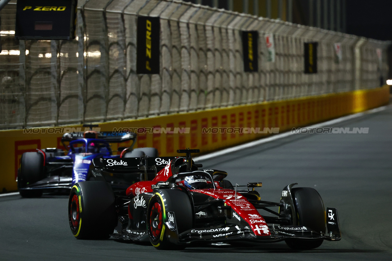 GP ARABIA SAUDITA, Valtteri Bottas (FIN) Alfa Romeo F1 Team C43.

19.03.2023. Formula 1 World Championship, Rd 2, Saudi Arabian Grand Prix, Jeddah, Saudi Arabia, Gara Day.

- www.xpbimages.com, EMail: requests@xpbimages.com © Copyright: Batchelor / XPB Images