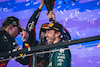 GP ARABIA SAUDITA, (L to R): Max Verstappen (NLD) Red Bull Racing celebrates his second position on the podium with fourth placed Fernando Alonso (ESP) Aston Martin F1 Team.
19.03.2023. Formula 1 World Championship, Rd 2, Saudi Arabian Grand Prix, Jeddah, Saudi Arabia, Gara Day.
- www.xpbimages.com, EMail: requests@xpbimages.com © Copyright: Bearne / XPB Images