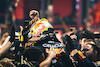 GP ARABIA SAUDITA, Gara winner Sergio Perez (MEX) Red Bull Racing celebrates with the team in parc ferme.
19.03.2023. Formula 1 World Championship, Rd 2, Saudi Arabian Grand Prix, Jeddah, Saudi Arabia, Gara Day.
- www.xpbimages.com, EMail: requests@xpbimages.com © Copyright: Bearne / XPB Images