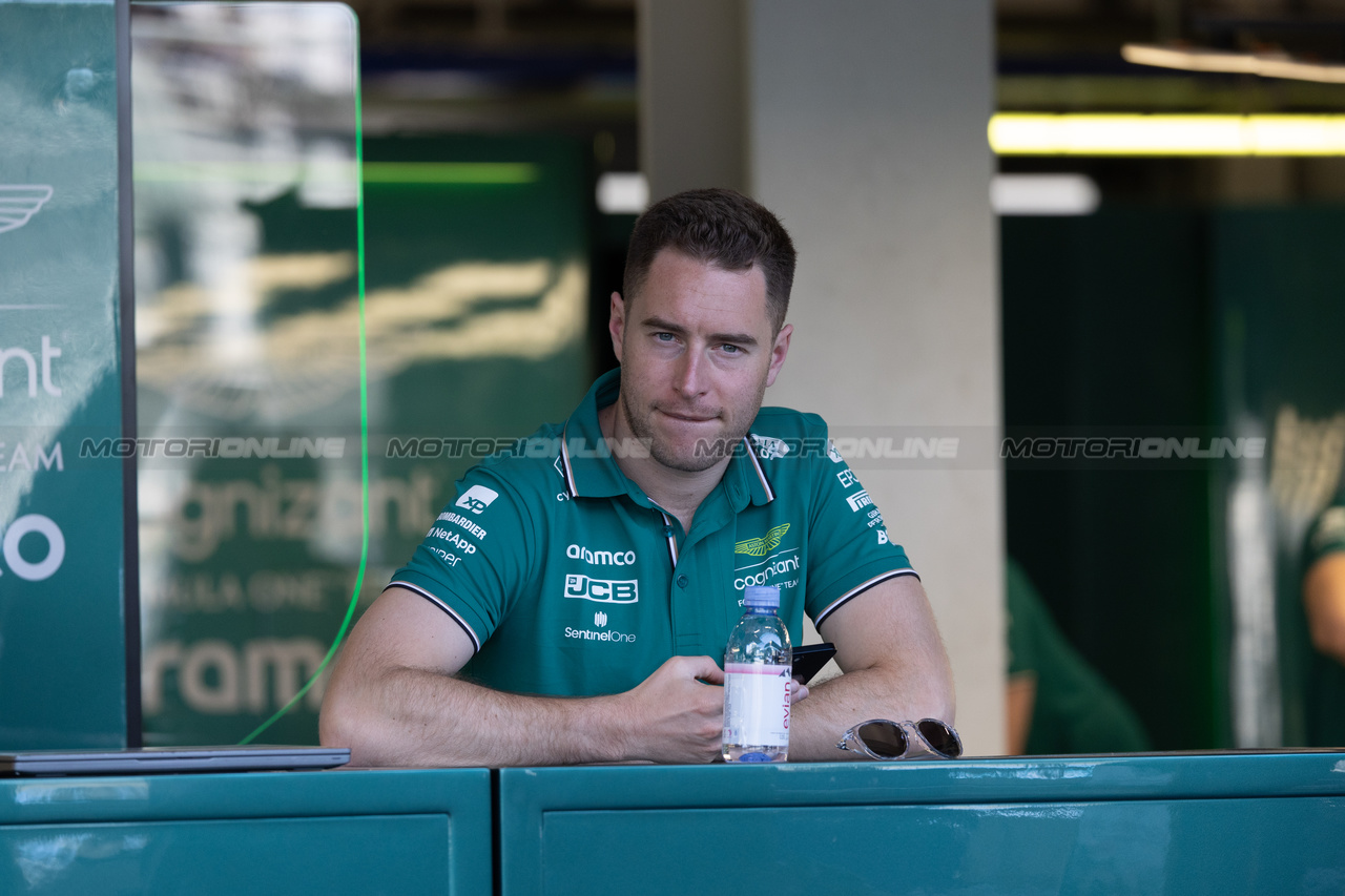 GP ARABIA SAUDITA, Stoffel Vandoorne (BEL) Aston Martin F1 Team Test e Reserve Driver.

16.03.2023. Formula 1 World Championship, Rd 2, Saudi Arabian Grand Prix, Jeddah, Saudi Arabia, Preparation Day.

- www.xpbimages.com, EMail: requests@xpbimages.com ¬© Copyright: Rew / XPB Images