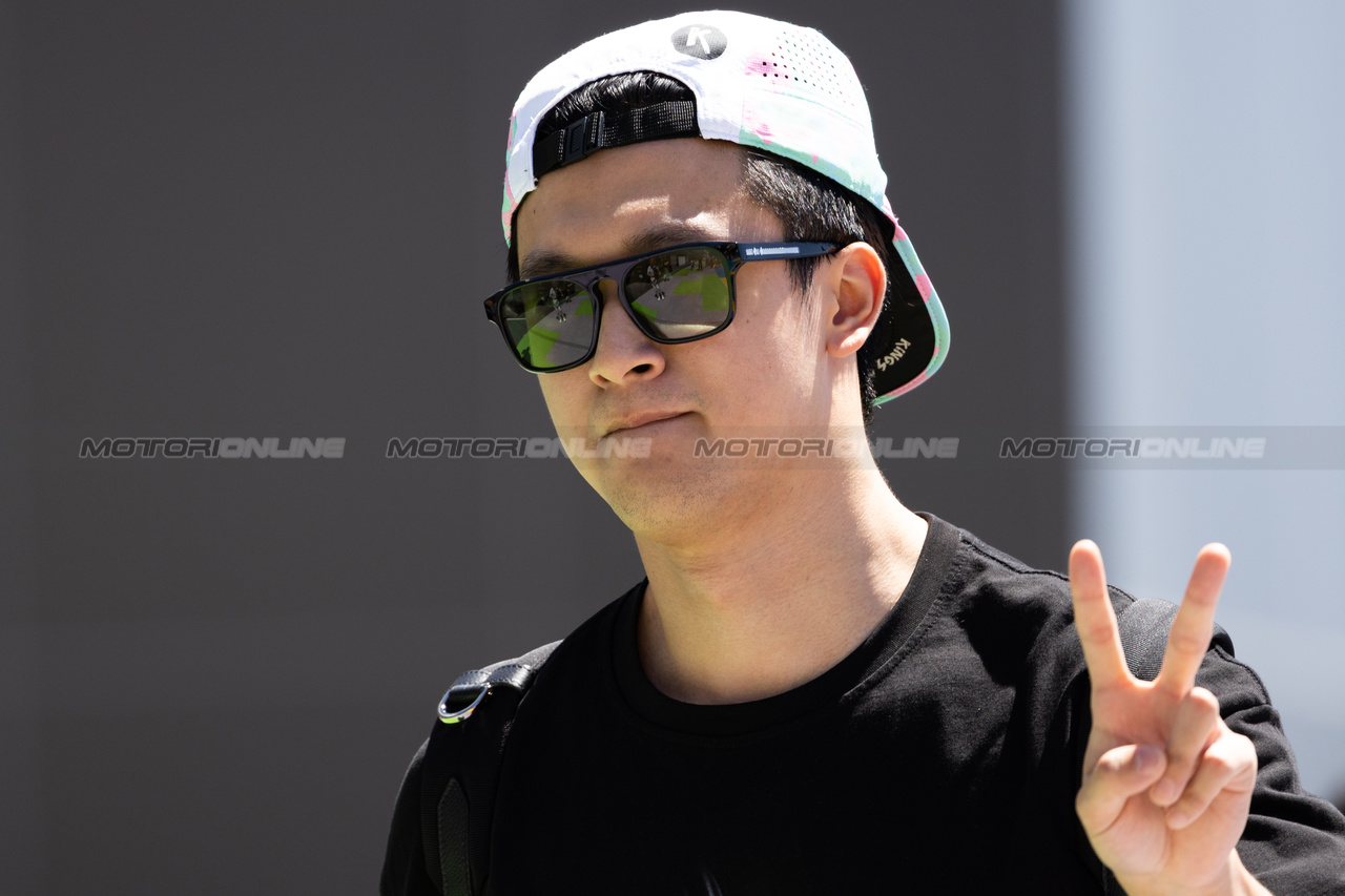 GP ARABIA SAUDITA, Zhou Guanyu (CHN) Alfa Romeo F1 Team.

16.03.2023. Formula 1 World Championship, Rd 2, Saudi Arabian Grand Prix, Jeddah, Saudi Arabia, Preparation Day.

- www.xpbimages.com, EMail: requests@xpbimages.com ¬© Copyright: Rew / XPB Images