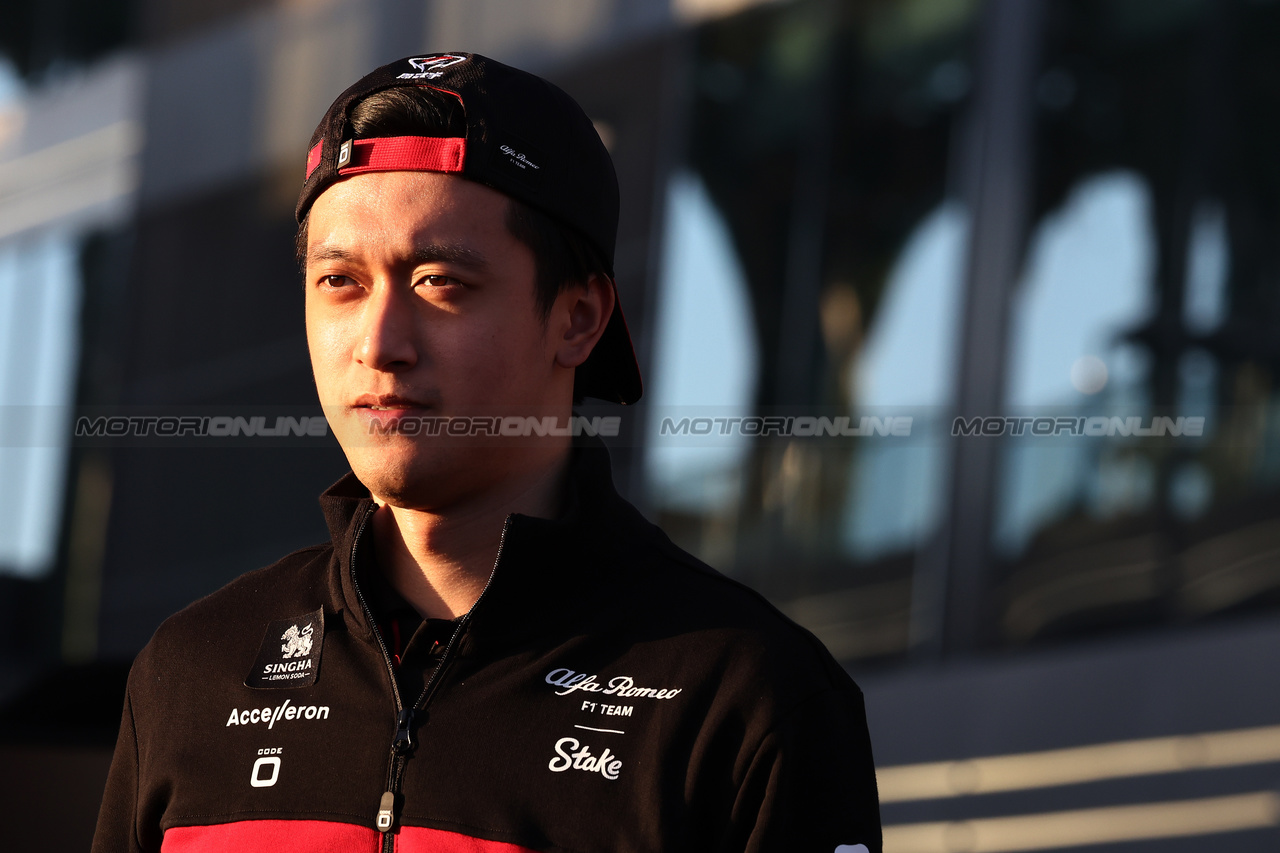 GP ARABIA SAUDITA, Zhou Guanyu (CHN) Alfa Romeo F1 Team.

16.03.2023. Formula 1 World Championship, Rd 2, Saudi Arabian Grand Prix, Jeddah, Saudi Arabia, Preparation Day.

- www.xpbimages.com, EMail: requests@xpbimages.com ¬© Copyright: Moy / XPB Images