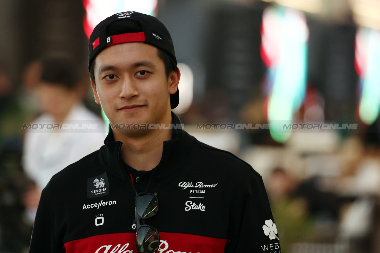 GP ARABIA SAUDITA, Zhou Guanyu (CHN) Alfa Romeo F1 Team.

16.03.2023. Formula 1 World Championship, Rd 2, Saudi Arabian Grand Prix, Jeddah, Saudi Arabia, Preparation Day.

- www.xpbimages.com, EMail: requests@xpbimages.com ¬© Copyright: Moy / XPB Images