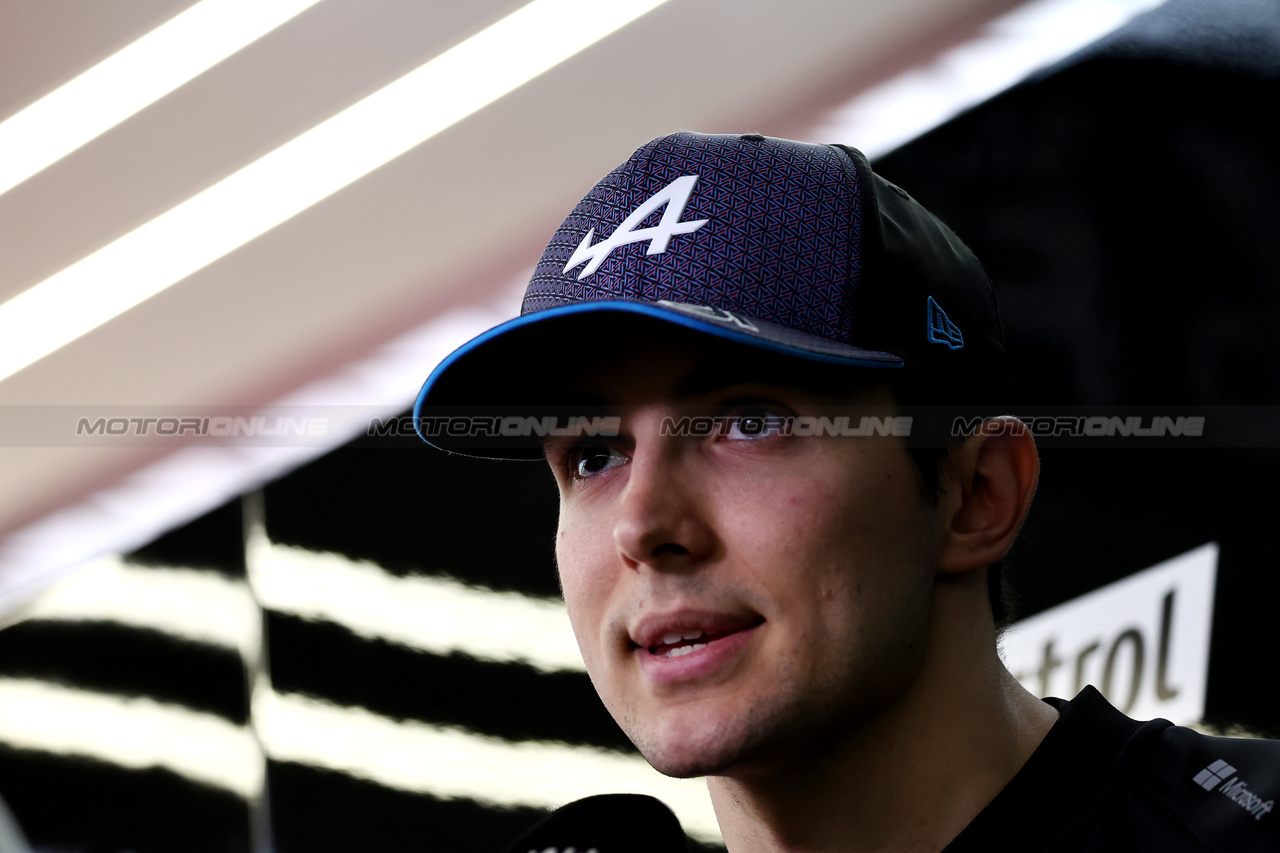 GP ARABIA SAUDITA, Esteban Ocon (FRA) Alpine F1 Team.

16.03.2023. Formula 1 World Championship, Rd 2, Saudi Arabian Grand Prix, Jeddah, Saudi Arabia, Preparation Day.

- www.xpbimages.com, EMail: requests@xpbimages.com ¬© Copyright: Moy / XPB Images