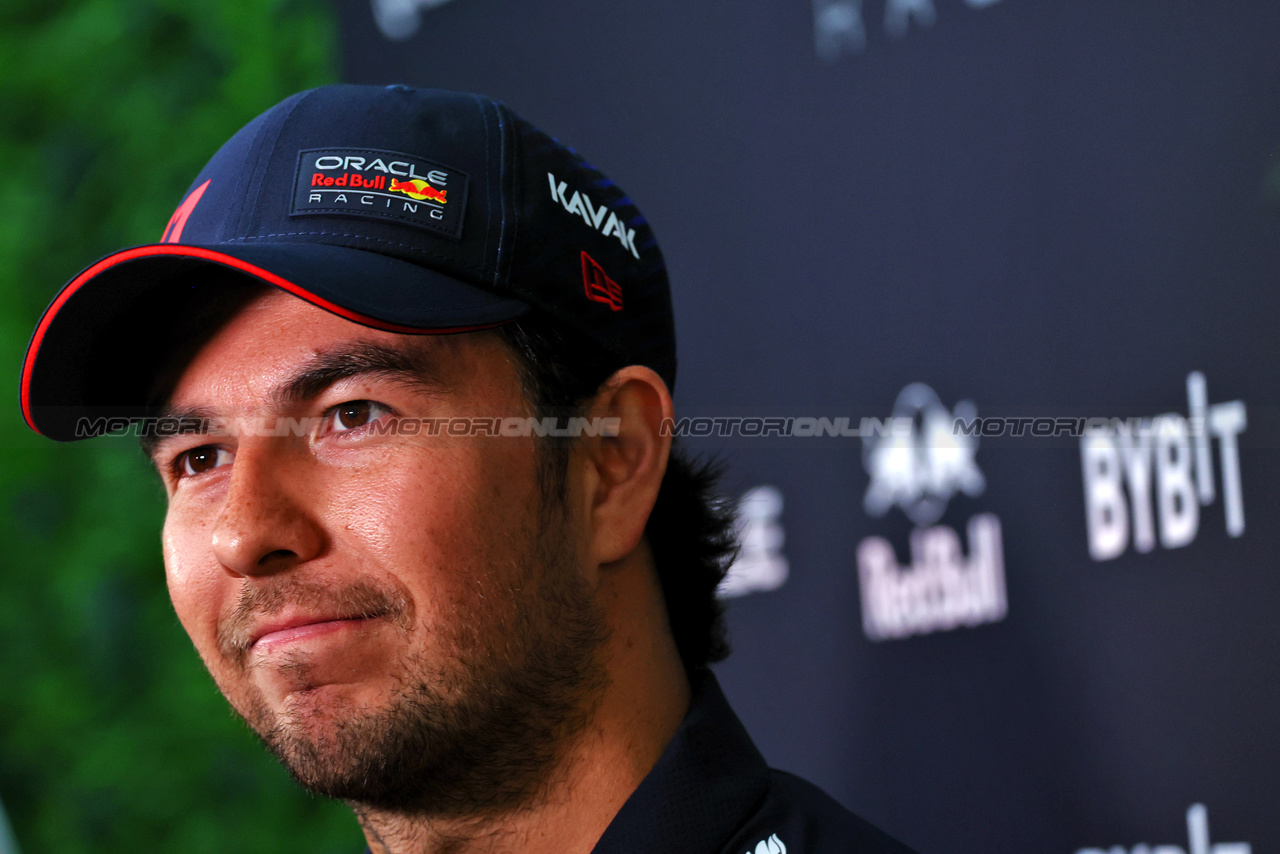 GP ARABIA SAUDITA, Sergio Perez (MEX) Red Bull Racing.

16.03.2023. Formula 1 World Championship, Rd 2, Saudi Arabian Grand Prix, Jeddah, Saudi Arabia, Preparation Day.

 - www.xpbimages.com, EMail: requests@xpbimages.com ¬© Copyright: Coates / XPB Images