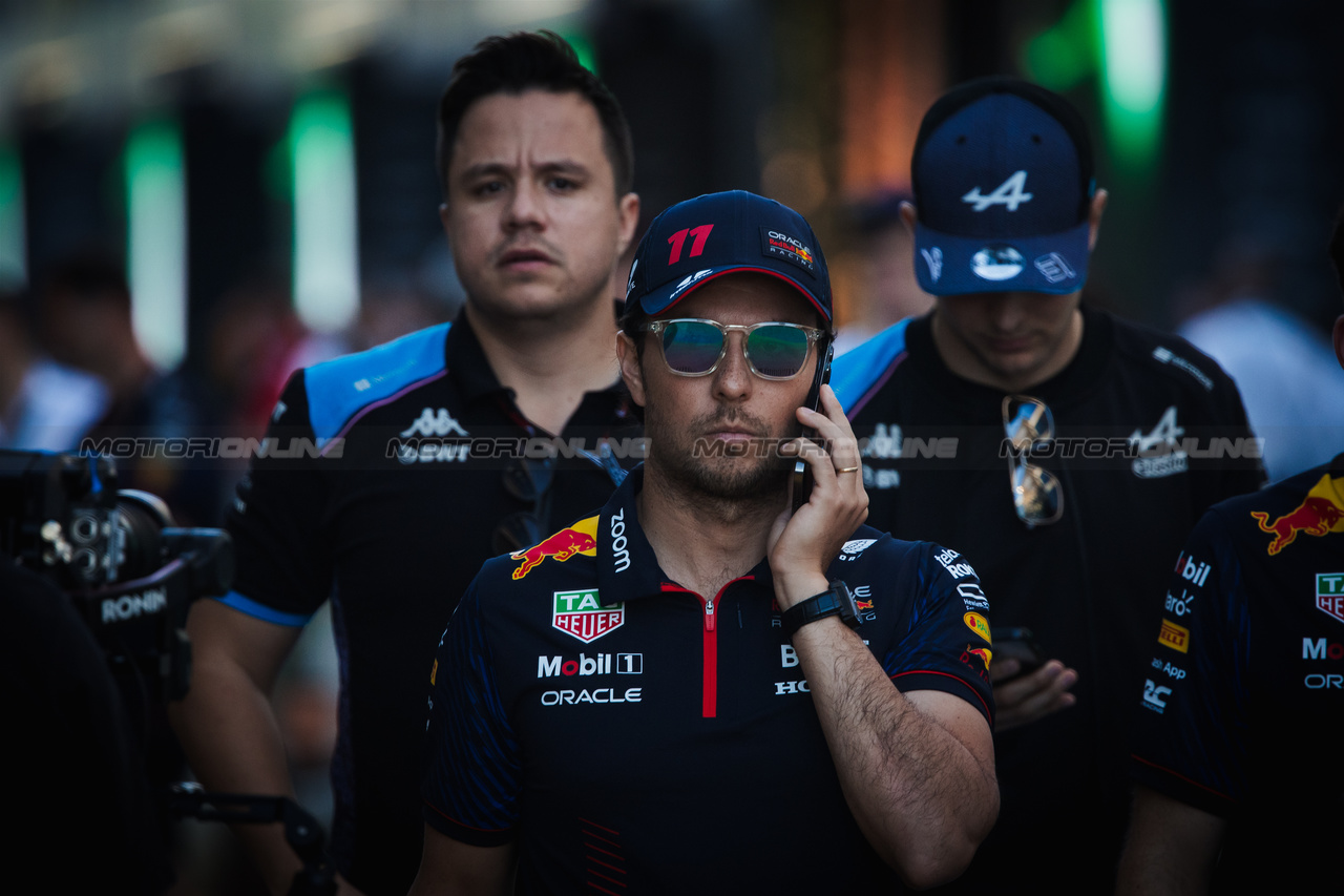 GP ARABIA SAUDITA, Sergio Perez (MEX) Red Bull Racing.

16.03.2023. Formula 1 World Championship, Rd 2, Saudi Arabian Grand Prix, Jeddah, Saudi Arabia, Preparation Day.

- www.xpbimages.com, EMail: requests@xpbimages.com ¬© Copyright: Bearne / XPB Images