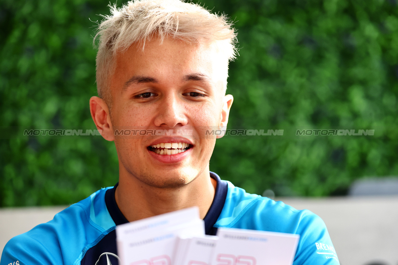 GP ARABIA SAUDITA, Alexander Albon (THA) Williams Racing.

16.03.2023. Formula 1 World Championship, Rd 2, Saudi Arabian Grand Prix, Jeddah, Saudi Arabia, Preparation Day.

- www.xpbimages.com, EMail: requests@xpbimages.com ¬© Copyright: Batchelor / XPB Images