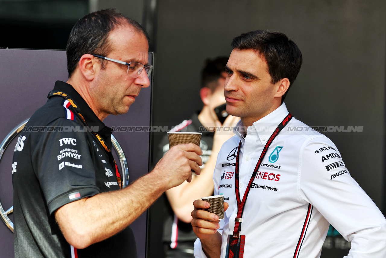 GP ARABIA SAUDITA, Jerome d'Ambrosio (BEL) Mercedes AMG F1 (Right).

16.03.2023. Formula 1 World Championship, Rd 2, Saudi Arabian Grand Prix, Jeddah, Saudi Arabia, Preparation Day.

- www.xpbimages.com, EMail: requests@xpbimages.com ¬© Copyright: Moy / XPB Images