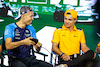 GP ARABIA SAUDITA, (L to R): Alexander Albon (THA) Williams Racing e Lando Norris (GBR) McLaren in the FIA Press Conference.
16.03.2023. Formula 1 World Championship, Rd 2, Saudi Arabian Grand Prix, Jeddah, Saudi Arabia, Preparation Day.
- www.xpbimages.com, EMail: requests@xpbimages.com ¬© Copyright: XPB Images