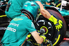 GP ARABIA SAUDITA, Aston Martin F1 Team meccanici practice a pit stop.
16.03.2023. Formula 1 World Championship, Rd 2, Saudi Arabian Grand Prix, Jeddah, Saudi Arabia, Preparation Day.
- www.xpbimages.com, EMail: requests@xpbimages.com ¬© Copyright: Rew / XPB Images