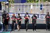 GP ARABIA SAUDITA, Zhou Guanyu (CHN) Alfa Romeo F1 Team walks the circuit with the team.
16.03.2023. Formula 1 World Championship, Rd 2, Saudi Arabian Grand Prix, Jeddah, Saudi Arabia, Preparation Day.
- www.xpbimages.com, EMail: requests@xpbimages.com ¬© Copyright: Bearne / XPB Images