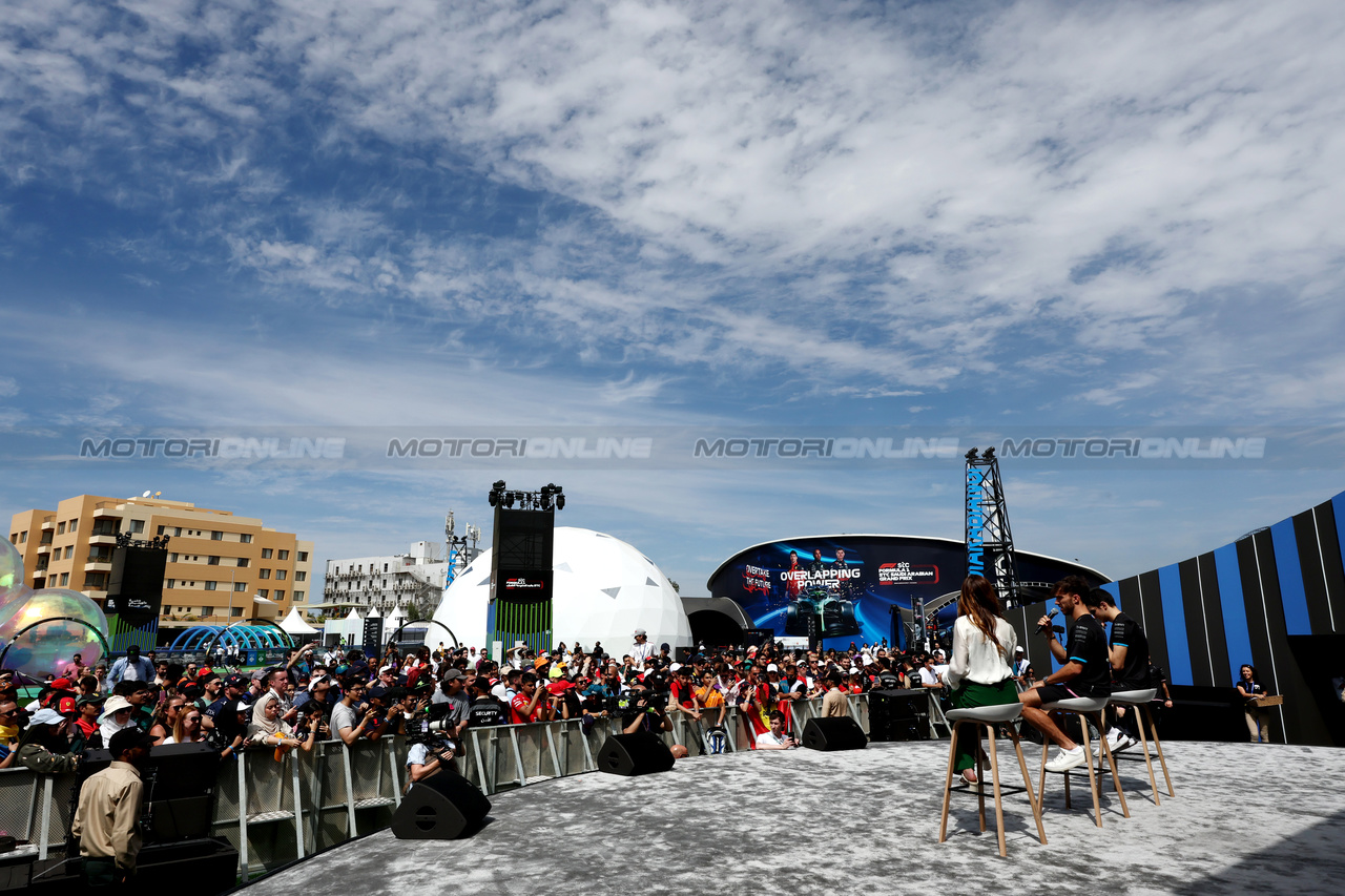 GP ARABIA SAUDITA, Pierre Gasly (FRA) Alpine F1 Team e Esteban Ocon (FRA) Alpine F1 Team on the FanZone Stage.

18.03.2023. Formula 1 World Championship, Rd 2, Saudi Arabian Grand Prix, Jeddah, Saudi Arabia, Qualifiche Day.

- www.xpbimages.com, EMail: requests@xpbimages.com © Copyright: Moy / XPB Images