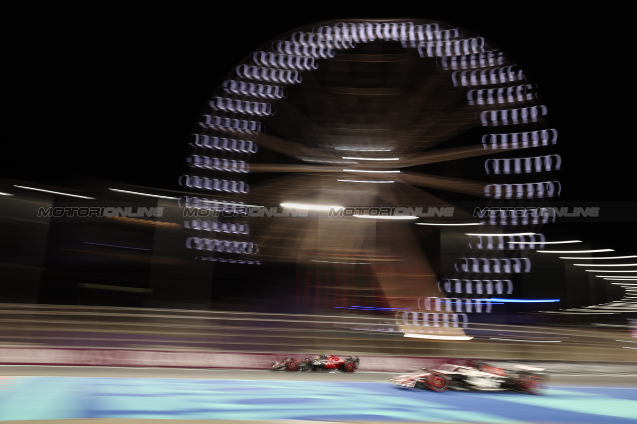 GP ARABIA SAUDITA, Zhou Guanyu (CHN) Alfa Romeo F1 Team C43.

18.03.2023. Formula 1 World Championship, Rd 2, Saudi Arabian Grand Prix, Jeddah, Saudi Arabia, Qualifiche Day.

- www.xpbimages.com, EMail: requests@xpbimages.com © Copyright: Rew / XPB Images