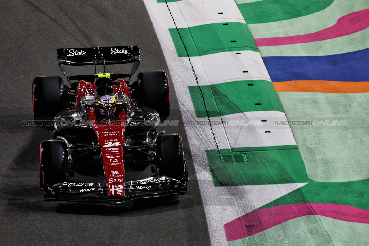 GP ARABIA SAUDITA, Zhou Guanyu (CHN) Alfa Romeo F1 Team C43.

18.03.2023. Formula 1 World Championship, Rd 2, Saudi Arabian Grand Prix, Jeddah, Saudi Arabia, Qualifiche Day.

- www.xpbimages.com, EMail: requests@xpbimages.com © Copyright: Bearne / XPB Images