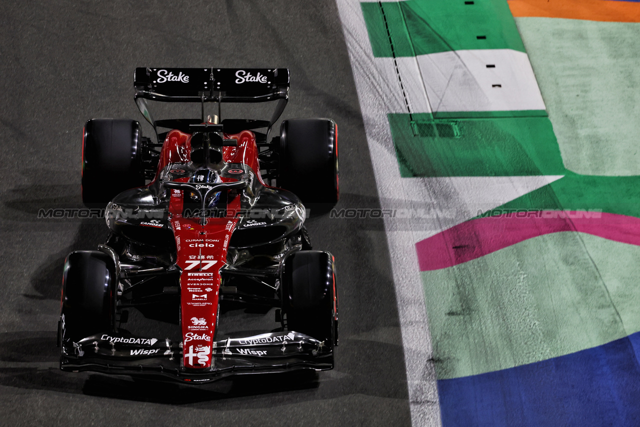 GP ARABIA SAUDITA, Valtteri Bottas (FIN) Alfa Romeo F1 Team C43.

18.03.2023. Formula 1 World Championship, Rd 2, Saudi Arabian Grand Prix, Jeddah, Saudi Arabia, Qualifiche Day.

- www.xpbimages.com, EMail: requests@xpbimages.com © Copyright: Bearne / XPB Images