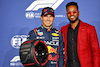 GP ARABIA SAUDITA, Sergio Perez (MEX) Red Bull Racing receives the Pirelli Pole Position Award from Patrice Evra (FRA) Former Football Player.
18.03.2023. Formula 1 World Championship, Rd 2, Saudi Arabian Grand Prix, Jeddah, Saudi Arabia, Qualifiche Day.
- www.xpbimages.com, EMail: requests@xpbimages.com © Copyright: Batchelor / XPB Images