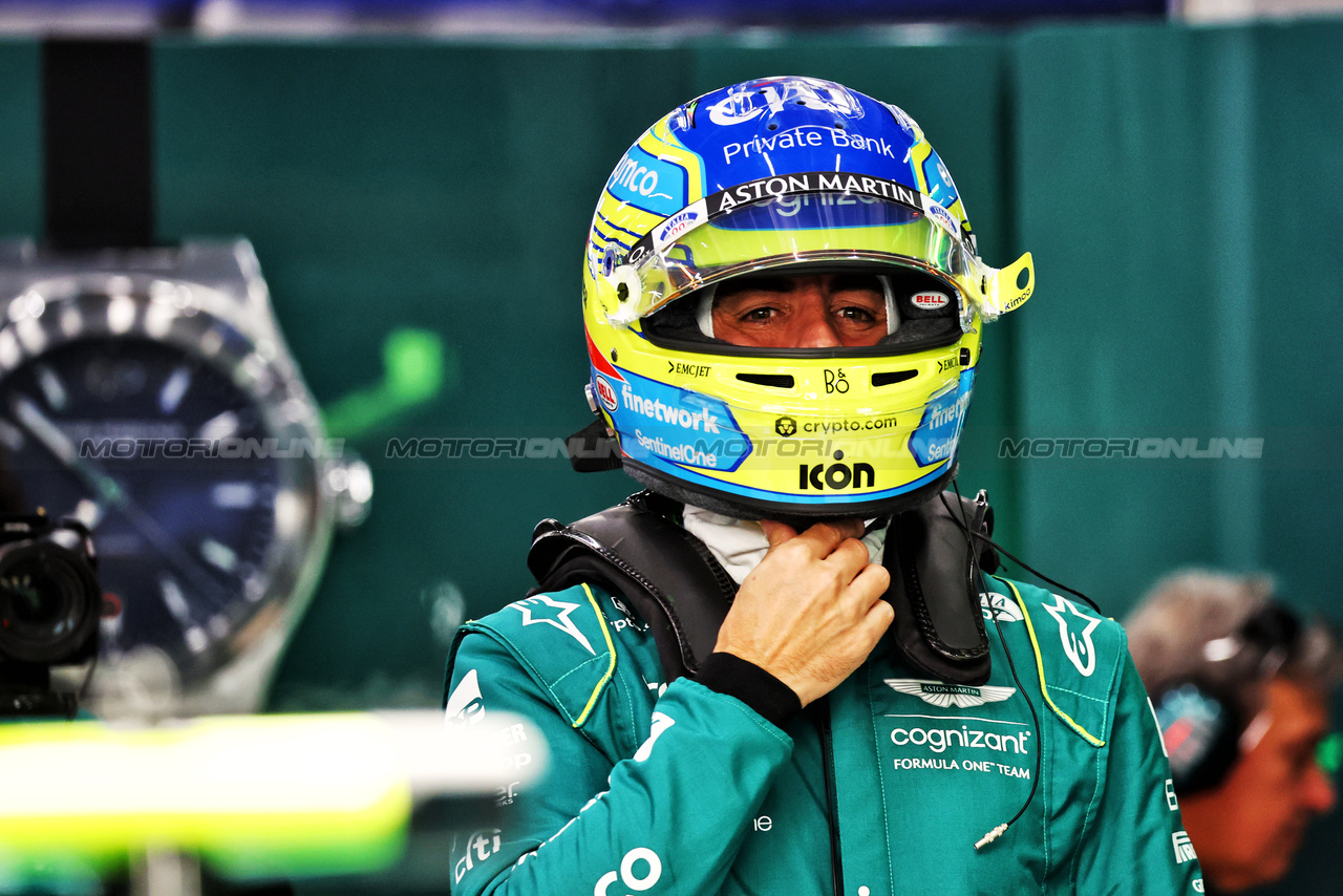 GP ARABIA SAUDITA, Fernando Alonso (ESP) Aston Martin F1 Team.

17.03.2023. Formula 1 World Championship, Rd 2, Saudi Arabian Grand Prix, Jeddah, Saudi Arabia, Practice Day.

- www.xpbimages.com, EMail: requests@xpbimages.com © Copyright: Batchelor / XPB Images