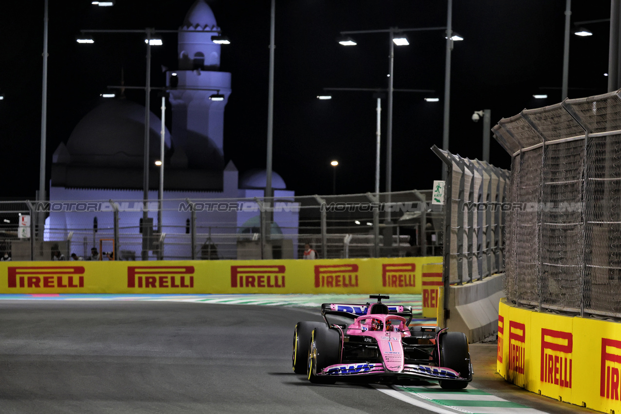 GP ARABIA SAUDITA, Esteban Ocon (FRA) Alpine F1 Team A523.

17.03.2023. Formula 1 World Championship, Rd 2, Saudi Arabian Grand Prix, Jeddah, Saudi Arabia, Practice Day.

- www.xpbimages.com, EMail: requests@xpbimages.com © Copyright: Bearne / XPB Images