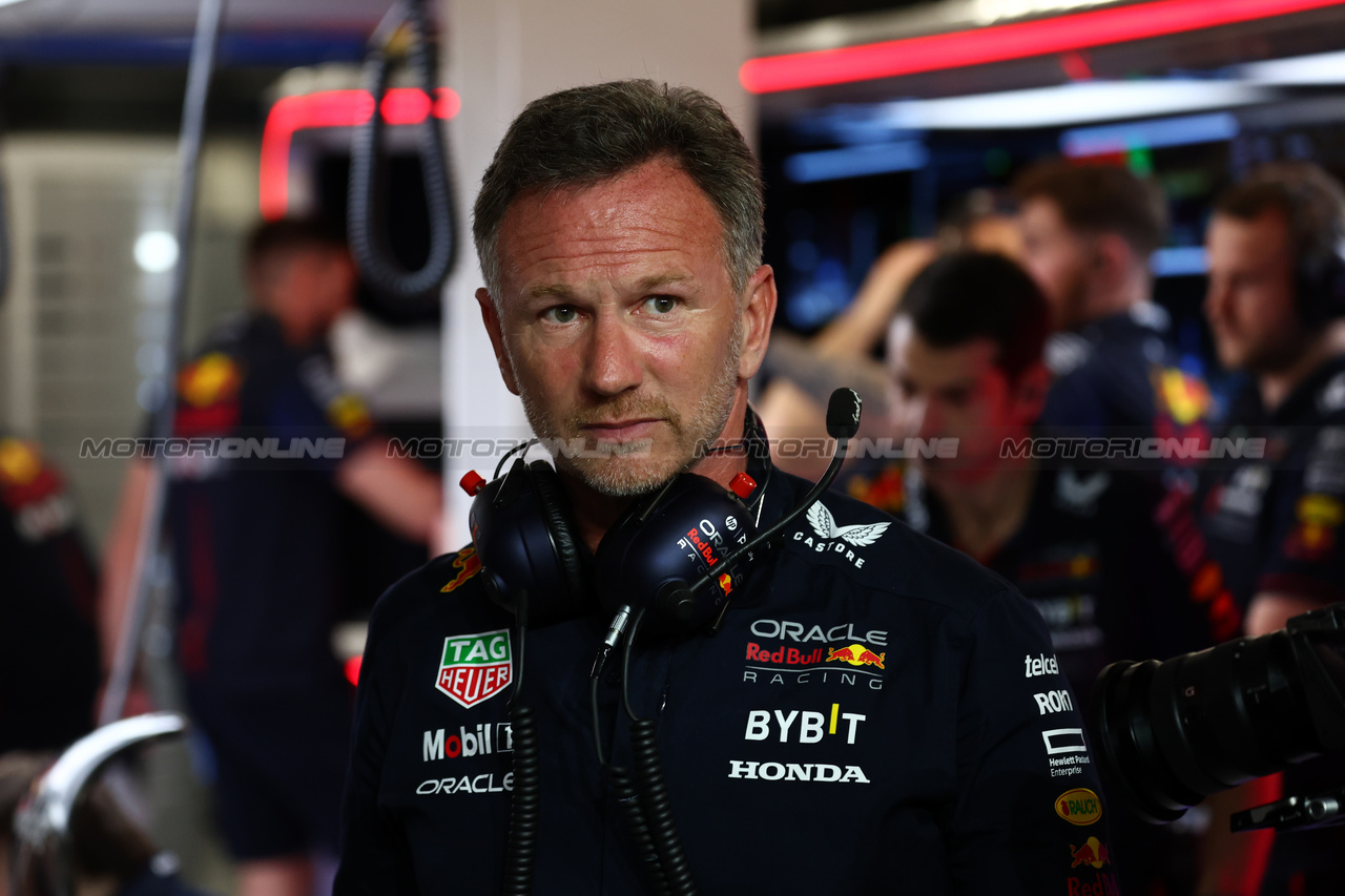 GP ARABIA SAUDITA, Christian Horner (GBR) Red Bull Racing Team Principal.

17.03.2023. Formula 1 World Championship, Rd 2, Saudi Arabian Grand Prix, Jeddah, Saudi Arabia, Practice Day.

- www.xpbimages.com, EMail: requests@xpbimages.com © Copyright: Batchelor / XPB Images