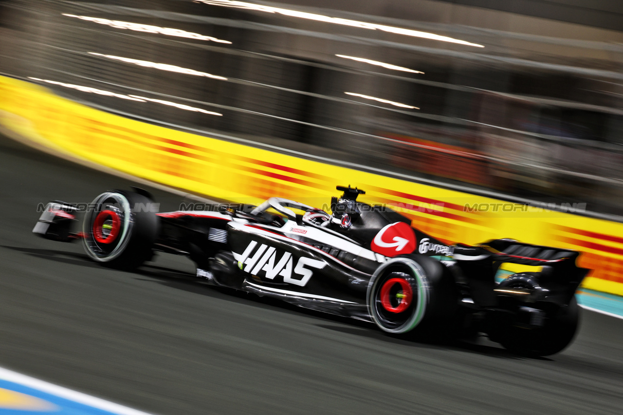 GP ARABIA SAUDITA, Kevin Magnussen (DEN) Haas VF-23.

17.03.2023. Formula 1 World Championship, Rd 2, Saudi Arabian Grand Prix, Jeddah, Saudi Arabia, Practice Day.

- www.xpbimages.com, EMail: requests@xpbimages.com © Copyright: Moy / XPB Images