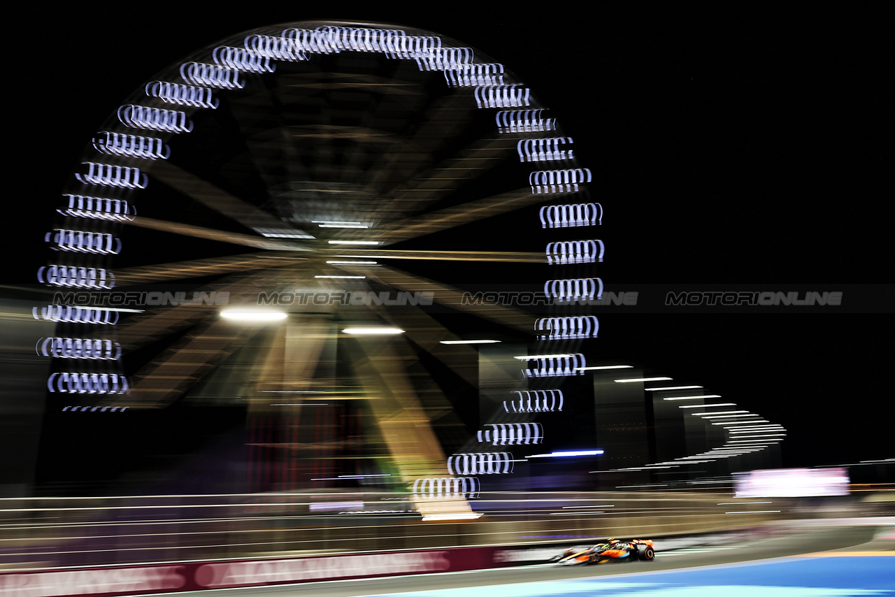 GP ARABIA SAUDITA, Lando Norris (GBR) McLaren MCL60.

17.03.2023. Formula 1 World Championship, Rd 2, Saudi Arabian Grand Prix, Jeddah, Saudi Arabia, Practice Day.

- www.xpbimages.com, EMail: requests@xpbimages.com © Copyright: Moy / XPB Images