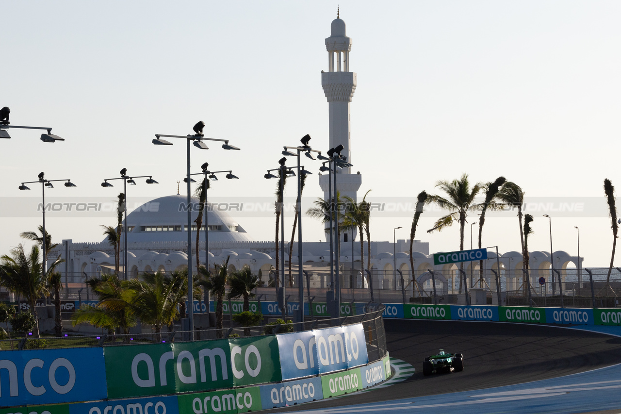 GP ARABIA SAUDITA, Fernando Alonso (ESP) Aston Martin F1 Team AMR23.

17.03.2023. Formula 1 World Championship, Rd 2, Saudi Arabian Grand Prix, Jeddah, Saudi Arabia, Practice Day.

- www.xpbimages.com, EMail: requests@xpbimages.com © Copyright: Rew / XPB Images