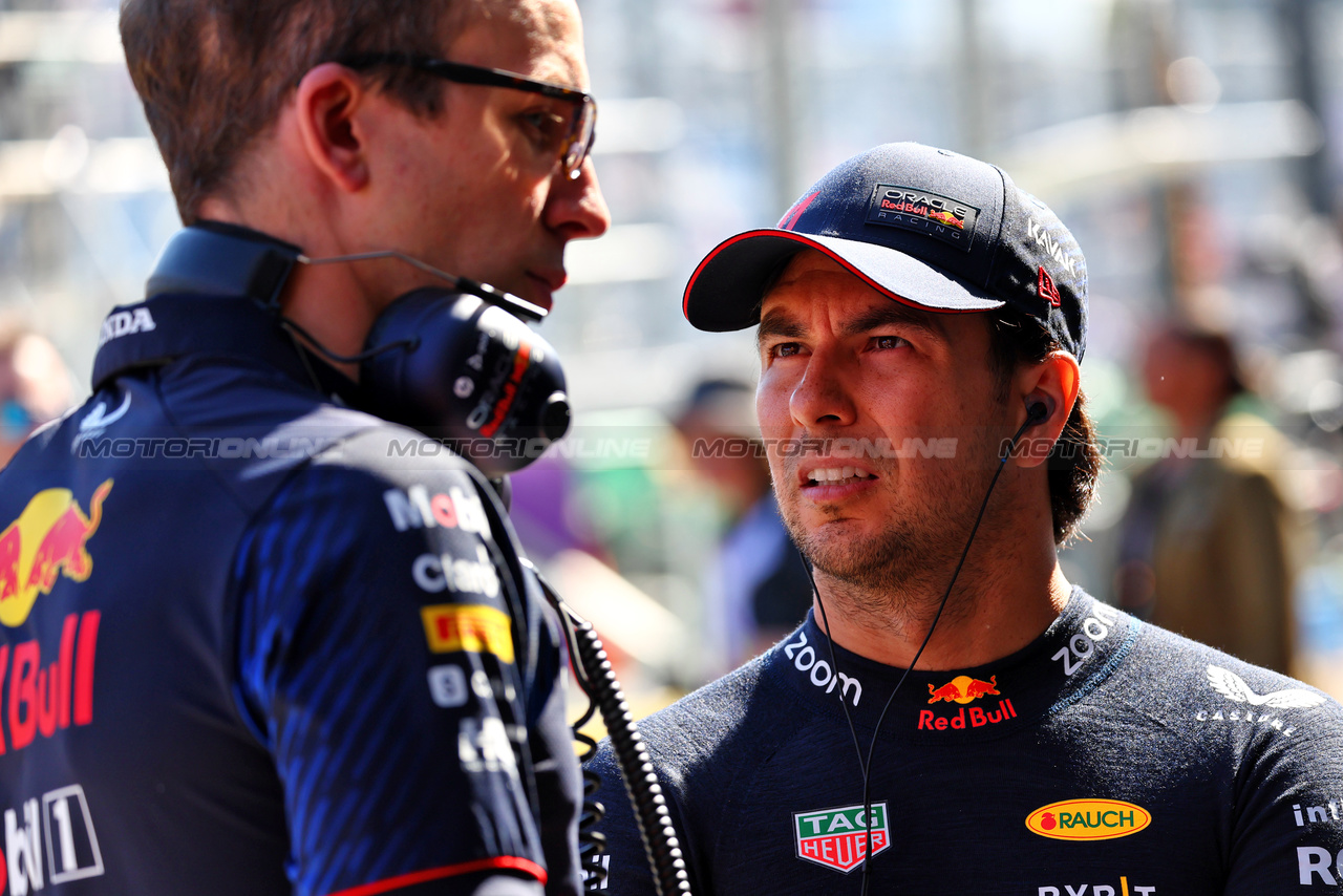 GP AUSTRALIA, Sergio Perez (MEX) Red Bull Racing.

02.04.2023. Formula 1 World Championship, Rd 3, Australian Grand Prix, Albert Park, Melbourne, Australia, Gara Day.

- www.xpbimages.com, EMail: requests@xpbimages.com ¬© Copyright: Batchelor / XPB Images