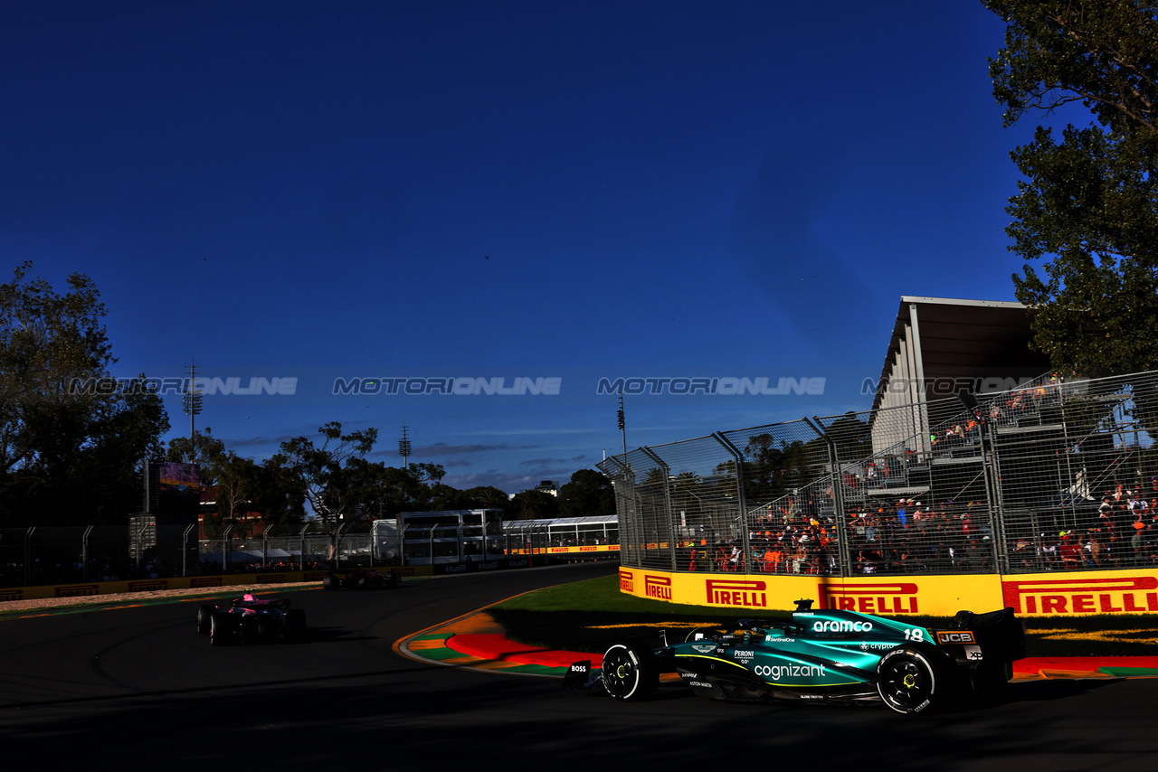 GP AUSTRALIA, Fernando Alonso (ESP) Aston Martin F1 Team AMR23.

02.04.2023. Formula 1 World Championship, Rd 3, Australian Grand Prix, Albert Park, Melbourne, Australia, Gara Day.

- www.xpbimages.com, EMail: requests@xpbimages.com ¬© Copyright: Charniaux / XPB Images