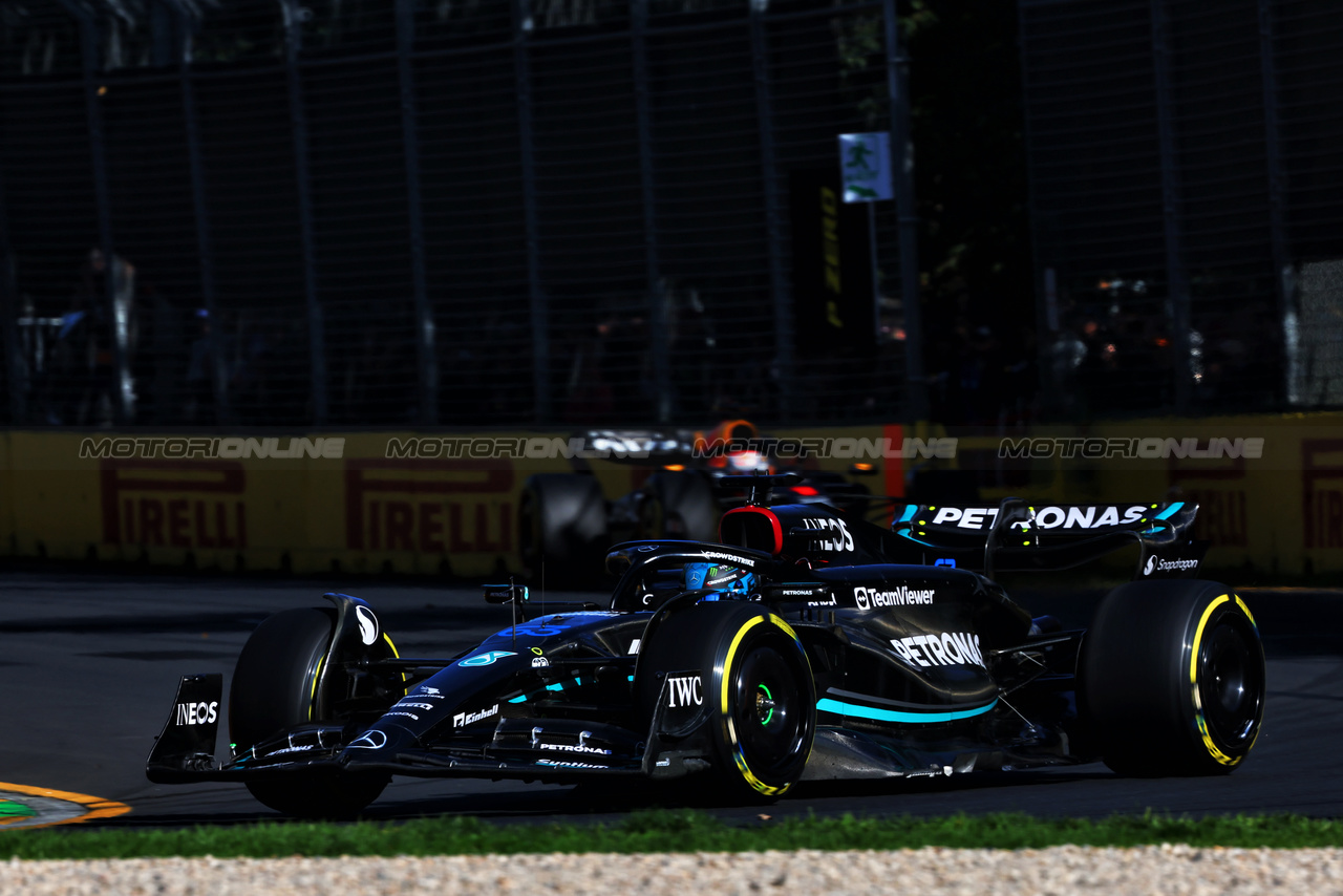 GP AUSTRALIA, George Russell (GBR) Mercedes AMG F1 W14.

02.04.2023. Formula 1 World Championship, Rd 3, Australian Grand Prix, Albert Park, Melbourne, Australia, Gara Day.

- www.xpbimages.com, EMail: requests@xpbimages.com ¬© Copyright: Charniaux / XPB Images