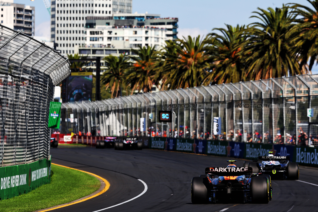 GP AUSTRALIA, Lando Norris (GBR) McLaren MCL60.

02.04.2023. Formula 1 World Championship, Rd 3, Australian Grand Prix, Albert Park, Melbourne, Australia, Gara Day.

- www.xpbimages.com, EMail: requests@xpbimages.com ¬© Copyright: Batchelor / XPB Images