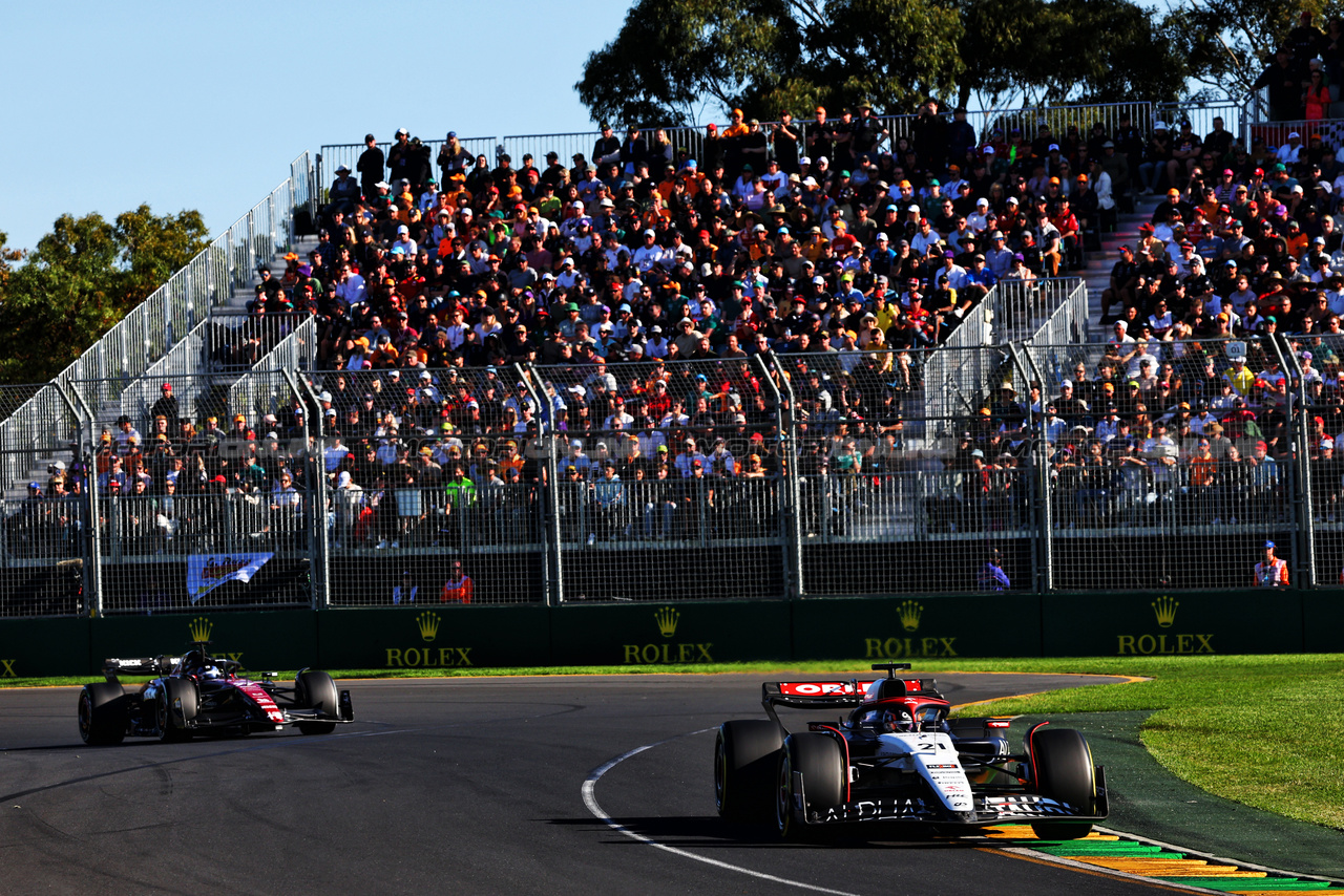 GP AUSTRALIA, Nyck de Vries (NLD) AlphaTauri AT04.

02.04.2023. Formula 1 World Championship, Rd 3, Australian Grand Prix, Albert Park, Melbourne, Australia, Gara Day.

- www.xpbimages.com, EMail: requests@xpbimages.com ¬© Copyright: Batchelor / XPB Images