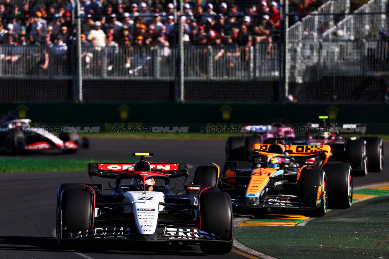 GP AUSTRALIA, Yuki Tsunoda (JPN) AlphaTauri AT04.

02.04.2023. Formula 1 World Championship, Rd 3, Australian Grand Prix, Albert Park, Melbourne, Australia, Gara Day.

- www.xpbimages.com, EMail: requests@xpbimages.com ¬© Copyright: Batchelor / XPB Images