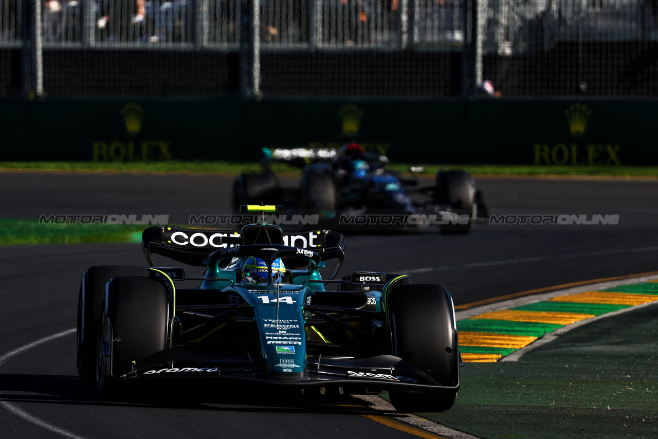GP AUSTRALIA, Fernando Alonso (ESP) Aston Martin F1 Team AMR23.

02.04.2023. Formula 1 World Championship, Rd 3, Australian Grand Prix, Albert Park, Melbourne, Australia, Gara Day.

- www.xpbimages.com, EMail: requests@xpbimages.com ¬© Copyright: Batchelor / XPB Images