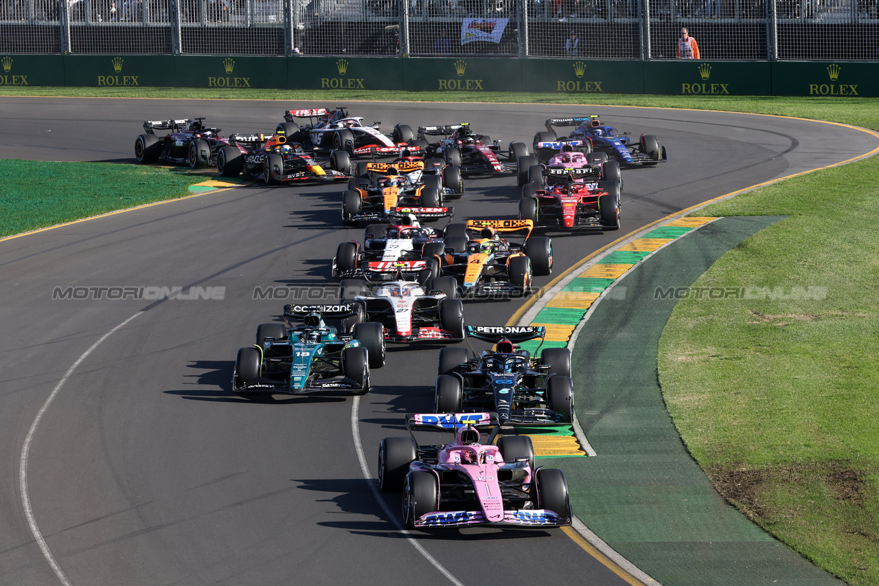 GP AUSTRALIA, Esteban Ocon (FRA) Alpine F1 Team A523 at the repartenza of the race.

02.04.2023. Formula 1 World Championship, Rd 3, Australian Grand Prix, Albert Park, Melbourne, Australia, Gara Day.

- www.xpbimages.com, EMail: requests@xpbimages.com ¬© Copyright: Bearne / XPB Images