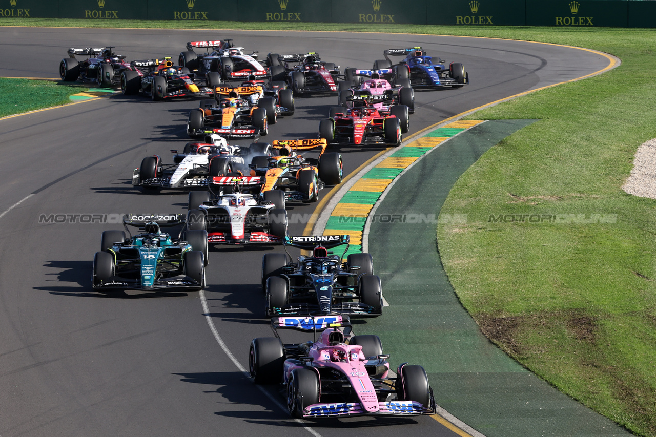 GP AUSTRALIA, Pierre Gasly (FRA) Alpine F1 Team A523 at the repartenza of the race.

02.04.2023. Formula 1 World Championship, Rd 3, Australian Grand Prix, Albert Park, Melbourne, Australia, Gara Day.

- www.xpbimages.com, EMail: requests@xpbimages.com ¬© Copyright: Bearne / XPB Images
