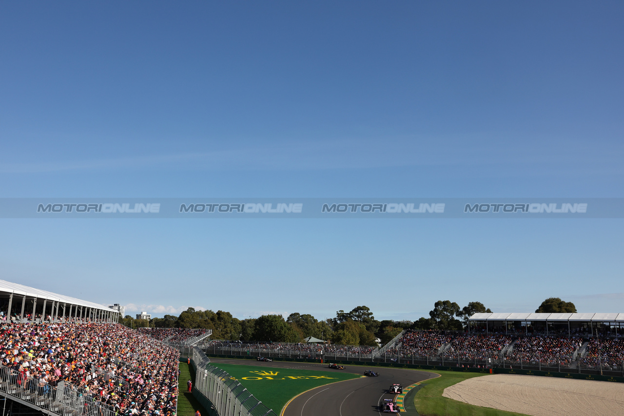 GP AUSTRALIA, Esteban Ocon (FRA) Alpine F1 Team A523.

02.04.2023. Formula 1 World Championship, Rd 3, Australian Grand Prix, Albert Park, Melbourne, Australia, Gara Day.

- www.xpbimages.com, EMail: requests@xpbimages.com ¬© Copyright: Bearne / XPB Images