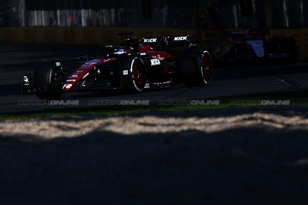 GP AUSTRALIA, Valtteri Bottas (FIN) Alfa Romeo F1 Team C43.

02.04.2023. Formula 1 World Championship, Rd 3, Australian Grand Prix, Albert Park, Melbourne, Australia, Gara Day.

- www.xpbimages.com, EMail: requests@xpbimages.com ¬© Copyright: Charniaux / XPB Images